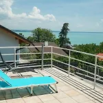 Fuegefa Lejlighed Balatonalmádi