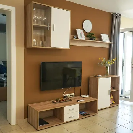 Apartment Fügefa