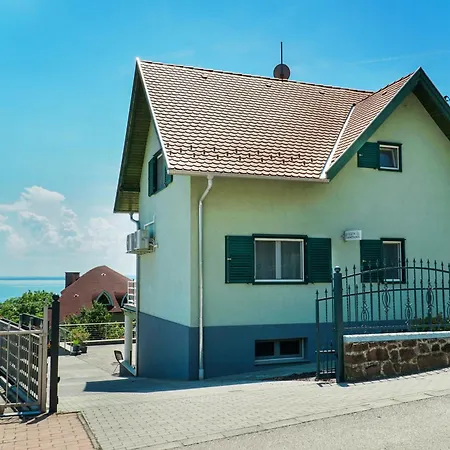 Fügefa Apartment *