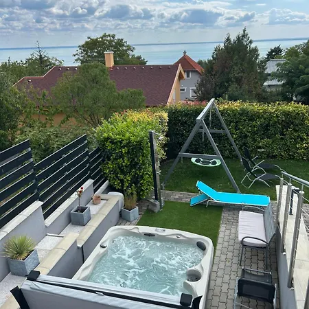 Fuegefa Appartement Balatonalmádi