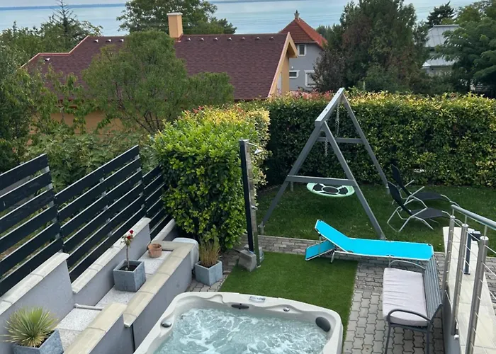 Fügefa Daire Balatonalmádi